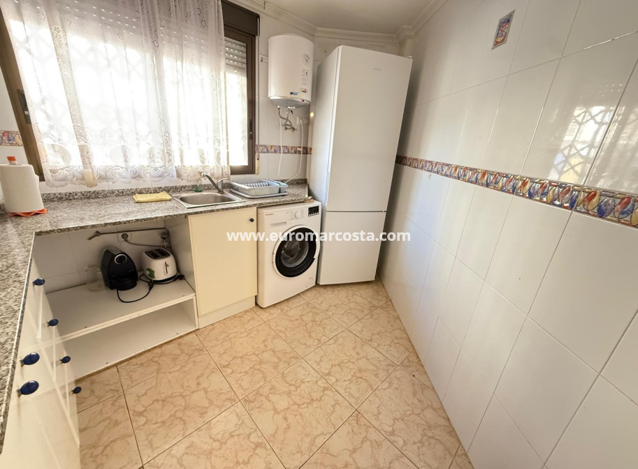 Sale - Apartment / flat - Guardamar del Segura