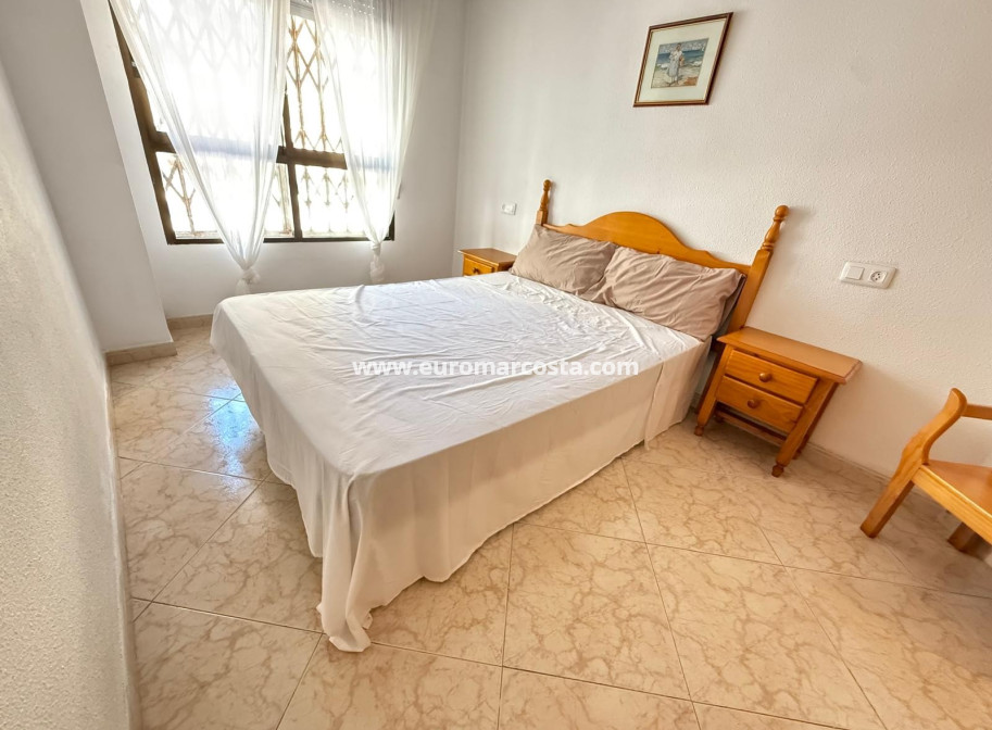 Sale - Apartment / flat - Guardamar del Segura