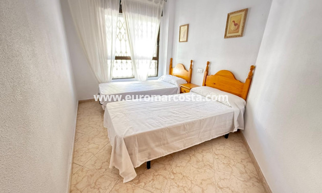 Sale - Apartment / flat - Guardamar del Segura