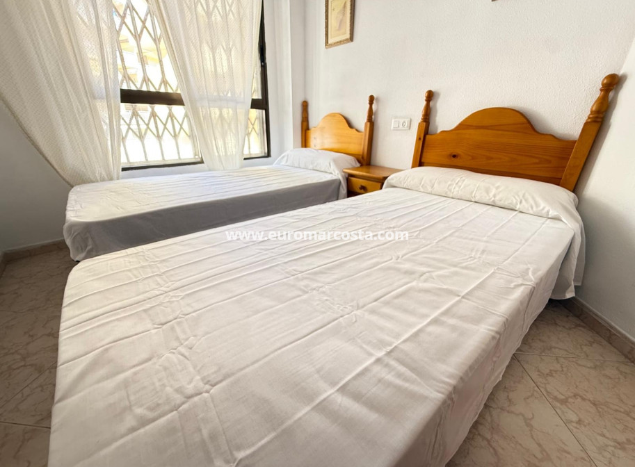 Sale - Apartment / flat - Guardamar del Segura