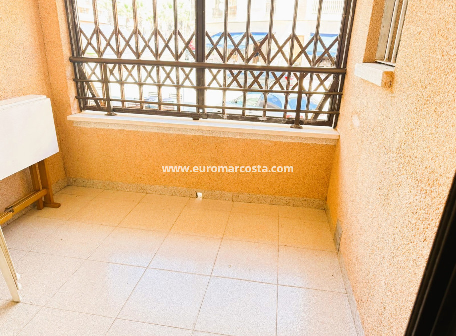 Sale - Apartment / flat - Guardamar del Segura