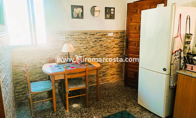 Objekte zum Wiederverkauf - Finca - Elche Pedanías - Elche/Elx