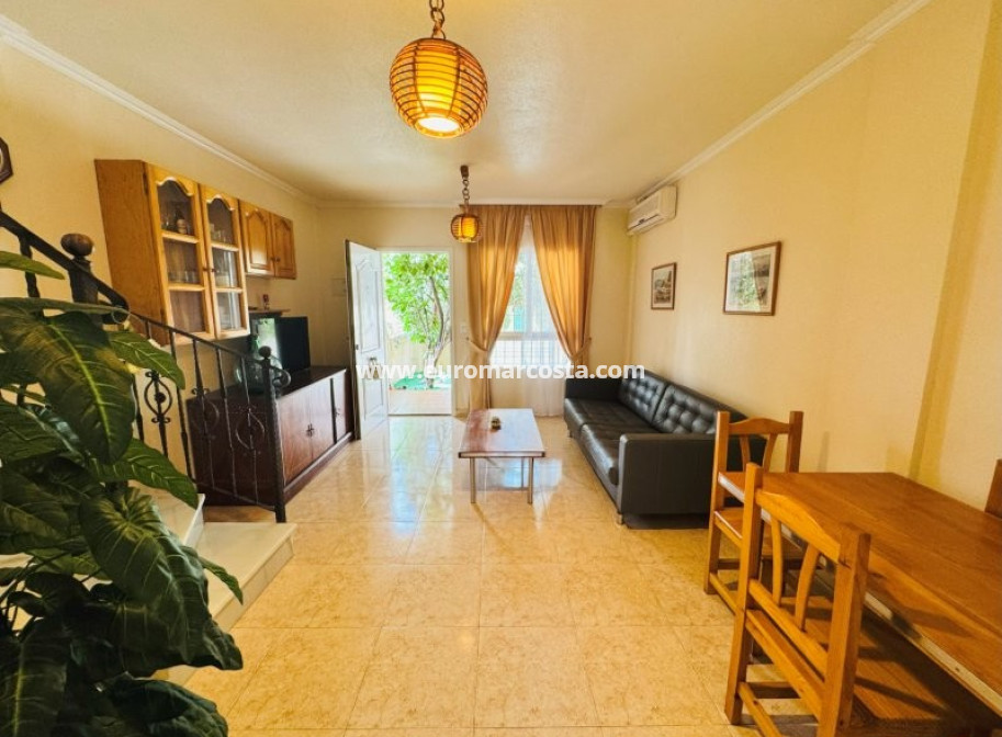 Venta - Adosado - Torrevieja - TORREVIEJA