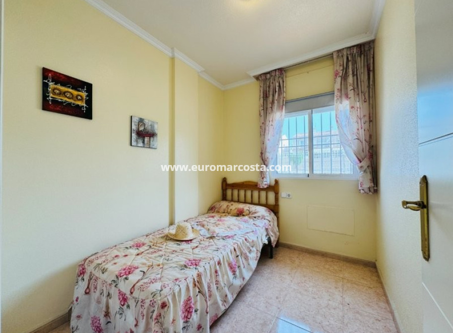 Venta - Adosado - Torrevieja - TORREVIEJA