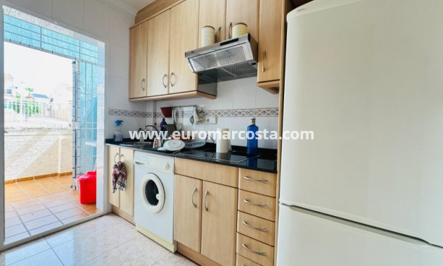 Venta - Adosado - Torrevieja - TORREVIEJA