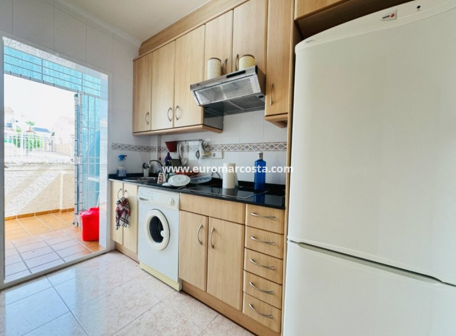 Venta - Adosado - Torrevieja - TORREVIEJA