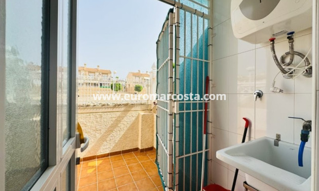 Venta - Adosado - Torrevieja - TORREVIEJA