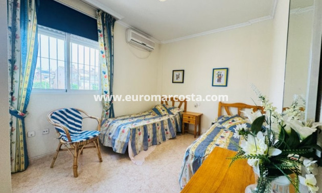 Venta - Adosado - Torrevieja - TORREVIEJA