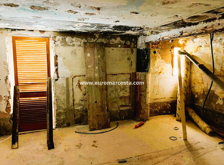 Langzeitmiete - Kommerziell - La Mata