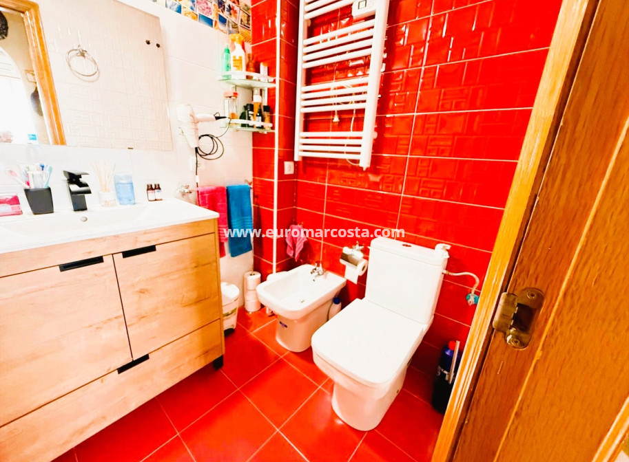 Objekte zum Wiederverkauf - Bungalow Planta Baja - Guardamar del Segura