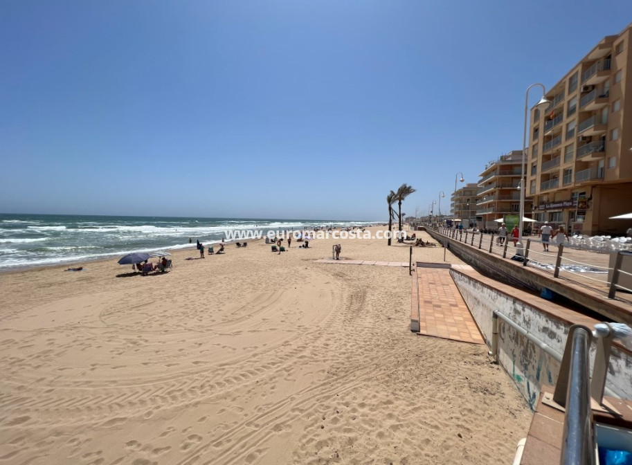 Objekte zum Wiederverkauf - Bungalow Planta Baja - Guardamar del Segura