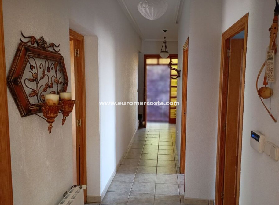 Venta - Detached house - Daya Nueva