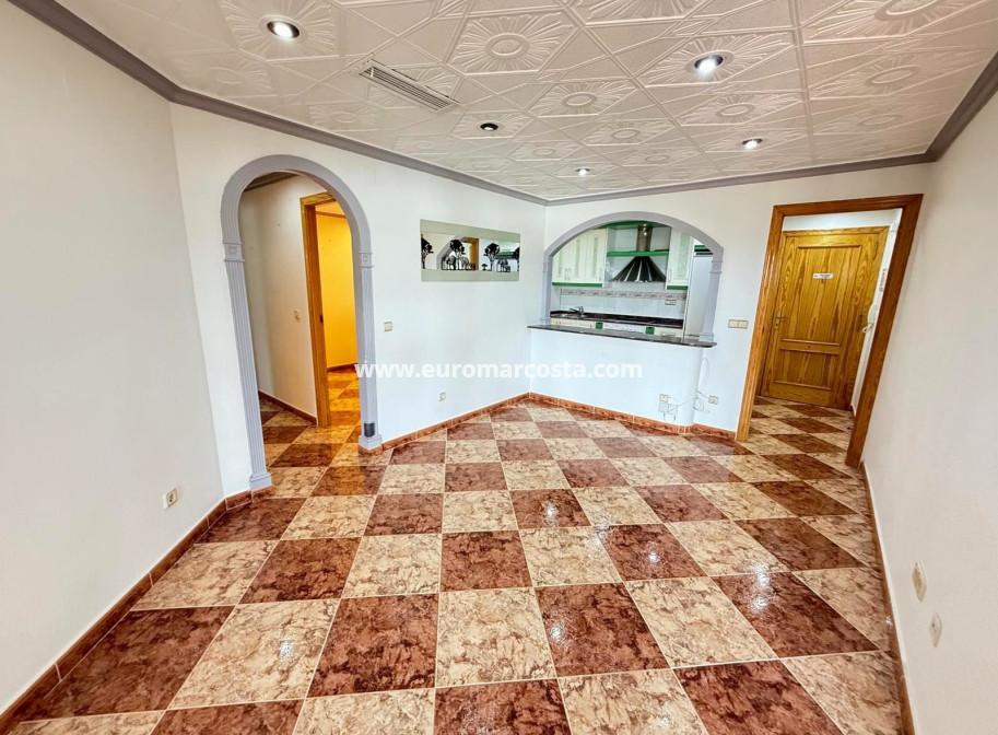 Sale - Apartment / flat - Guardamar del Segura