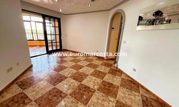Sale - Apartment / flat - Guardamar del Segura