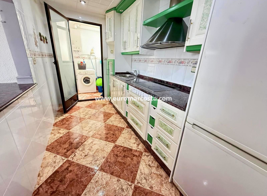 Sale - Apartment / flat - Guardamar del Segura