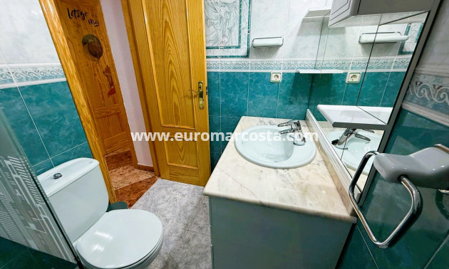 Sale - Apartment / flat - Guardamar del Segura
