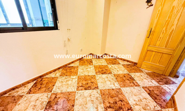 Sale - Apartment / flat - Guardamar del Segura