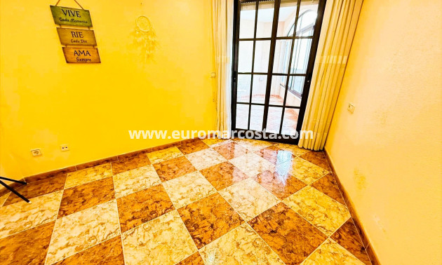 Sale - Apartment / flat - Guardamar del Segura