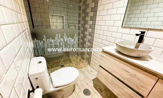Sale - Apartment / flat - Guardamar del Segura