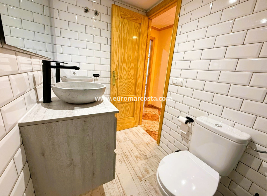 Sale - Apartment / flat - Guardamar del Segura