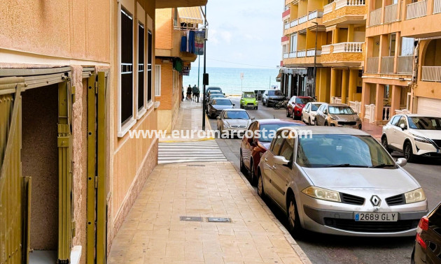Sale - Apartment / flat - Guardamar del Segura