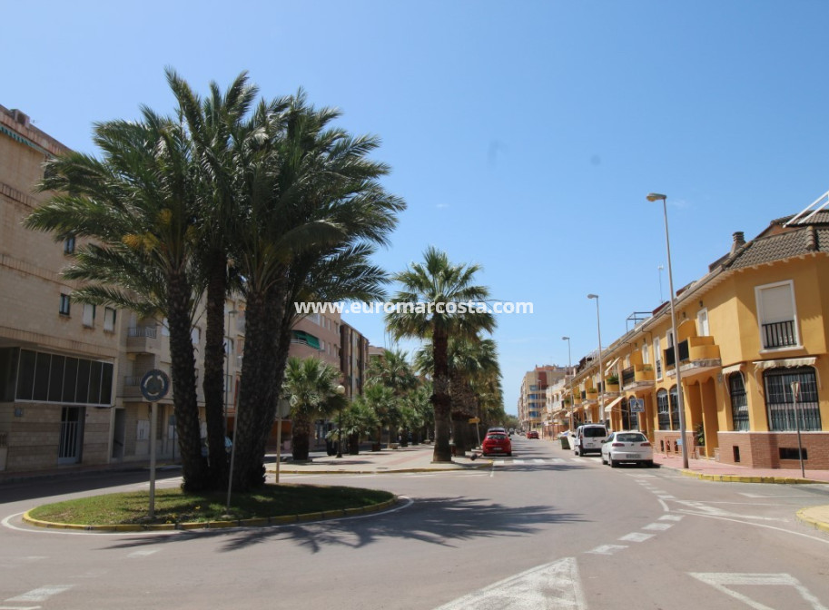 Sale - Apartment / flat - Guardamar del Segura