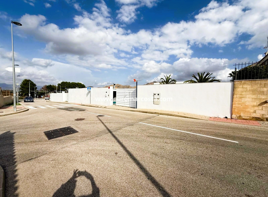 Sale - Villa - Orihuela