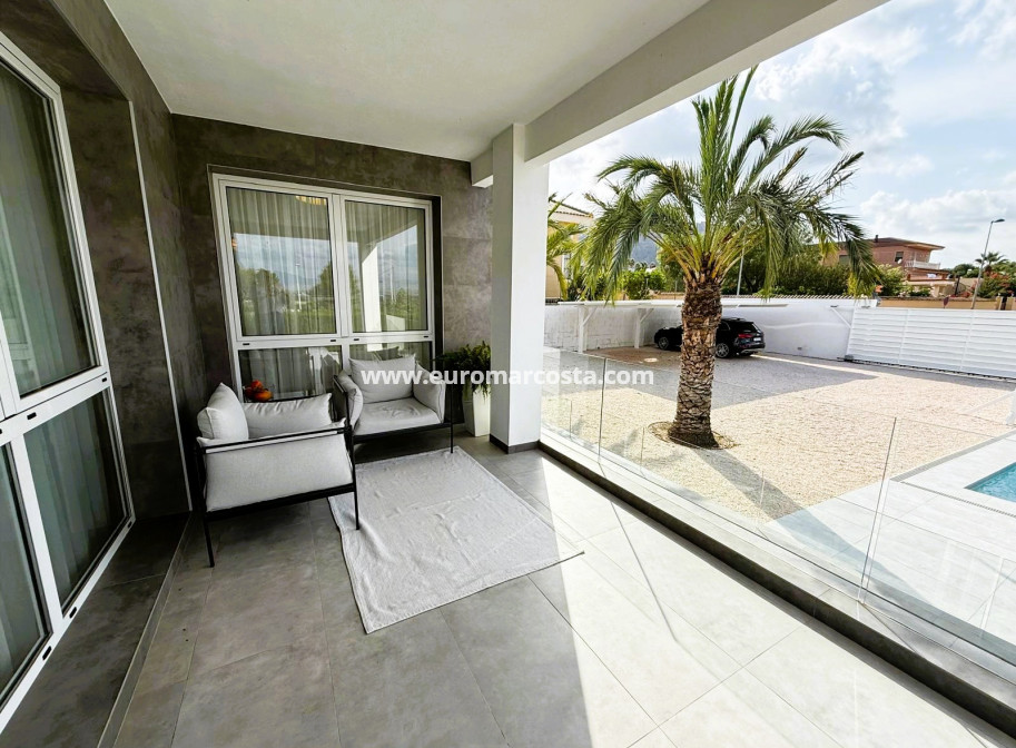 Sale - Villa - Orihuela