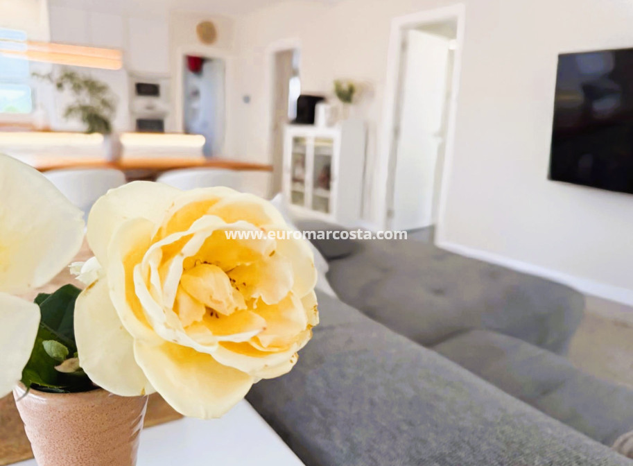 Sale - Villa - Orihuela