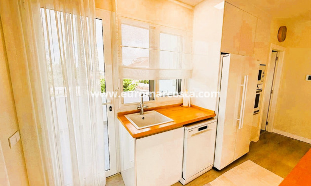 Sale - Villa - Orihuela