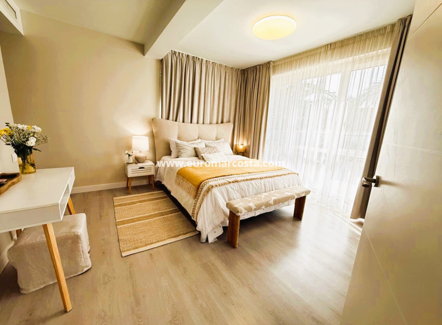 Sale - Villa - Orihuela