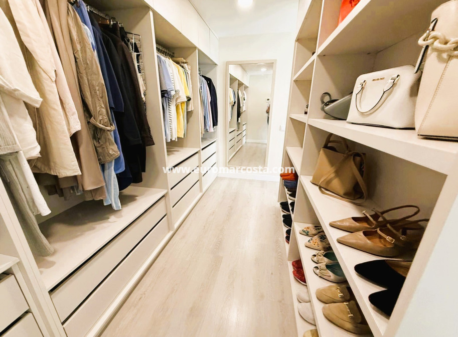 Sale - Villa - Orihuela