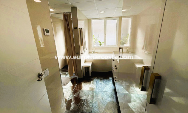 Sale - Villa - Orihuela