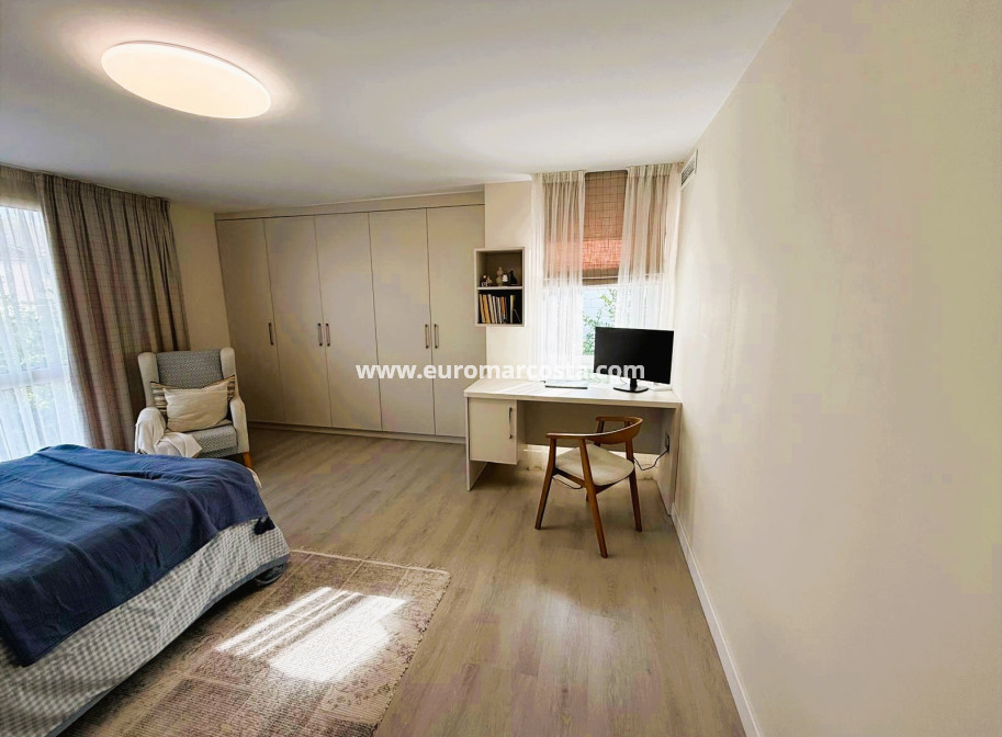 Sale - Villa - Orihuela