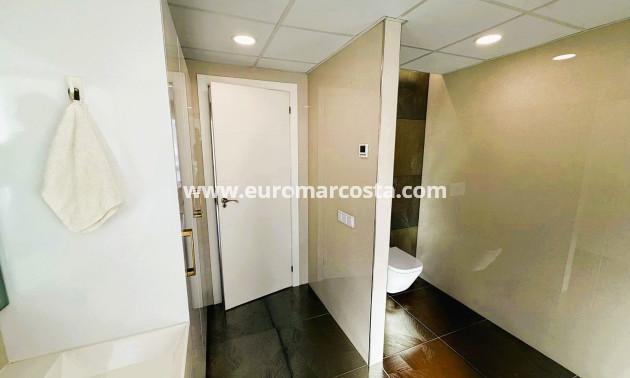 Sale - Villa - Orihuela