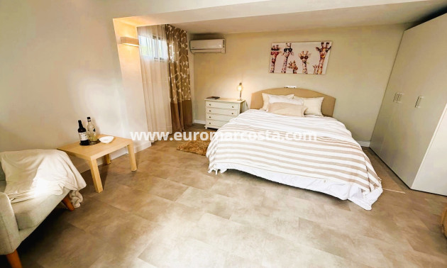 Sale - Villa - Orihuela