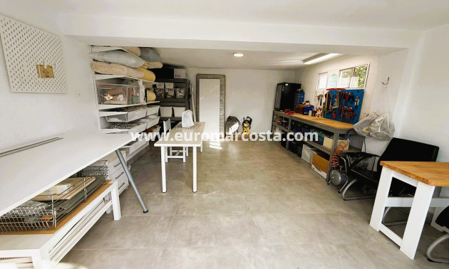 Sale - Villa - Orihuela