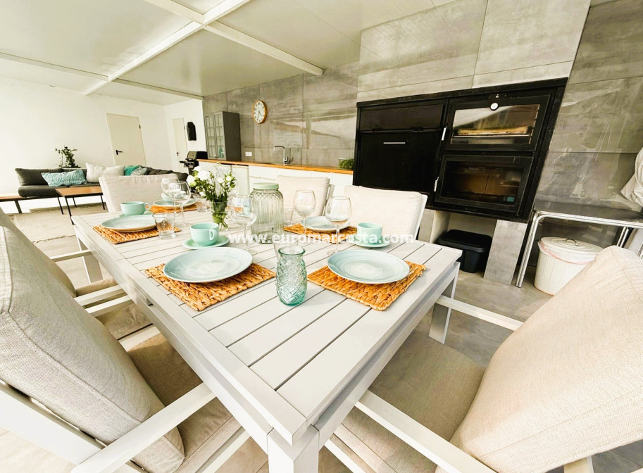 Sale - Villa - Orihuela