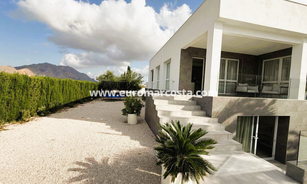 Sale - Villa - Orihuela