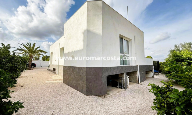 Sale - Villa - Orihuela