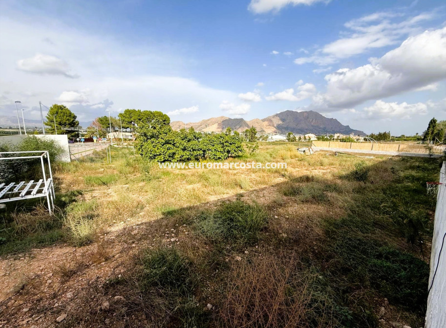 Sale - Villa - Orihuela