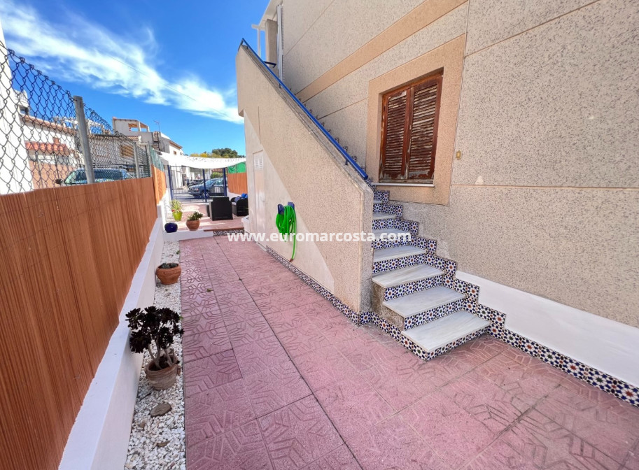 Sale - Bungalow Planta Alta - Guardamar del Segura