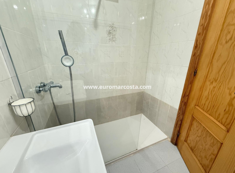 Sale - Bungalow Planta Alta - Guardamar del Segura