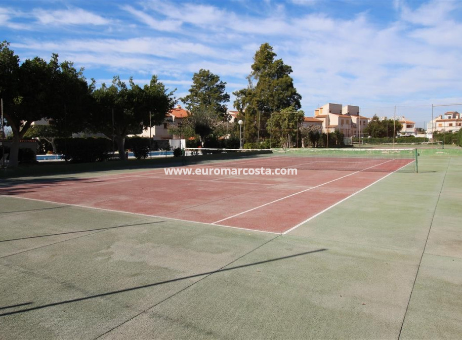 Sale - Bungalow Planta Alta - Guardamar del Segura