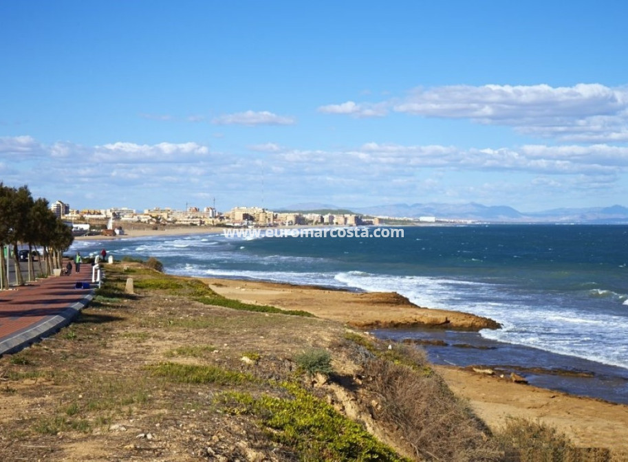 Objekte zum Wiederverkauf - Wohnung - La Mata
