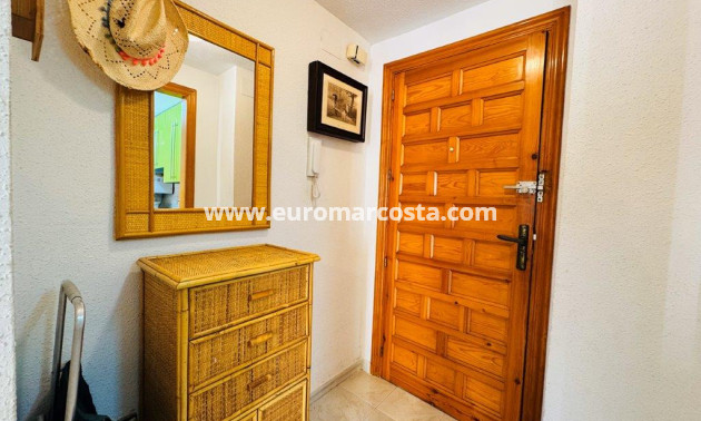 Sale - Apartment / flat - La Mata