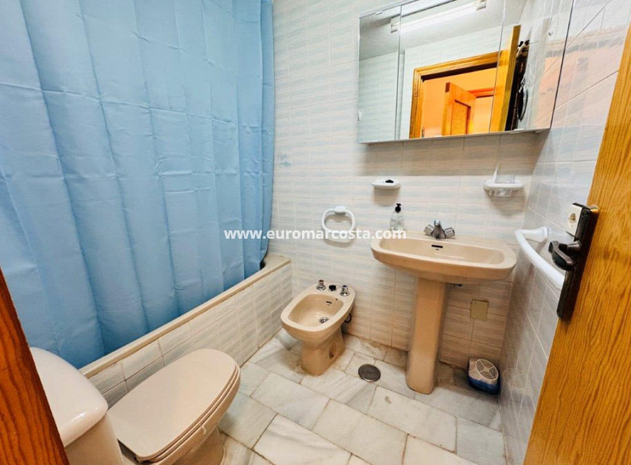 Sale - Apartment / flat - La Mata