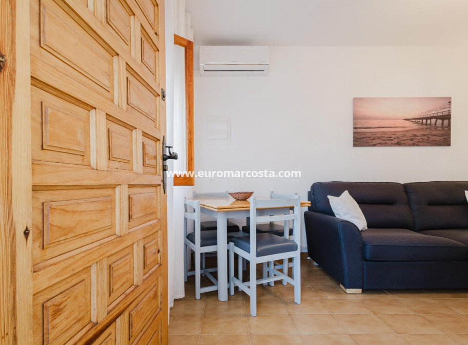 Objekte zum Wiederverkauf - Bungalow - Torrevieja - TORREVIEJA