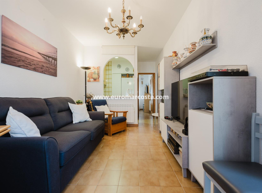 Objekte zum Wiederverkauf - Bungalow - Torrevieja - TORREVIEJA