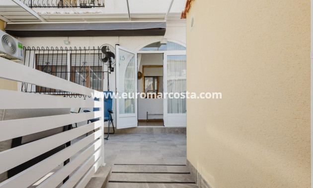 Objekte zum Wiederverkauf - Bungalow - Torrevieja - TORREVIEJA